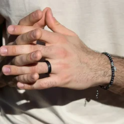 Anillo Carbono Negro con 1*Eguzkilore Outlet
