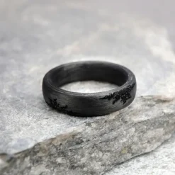 Anillo Carbono Negro con 4 s*Eguzkilore Best