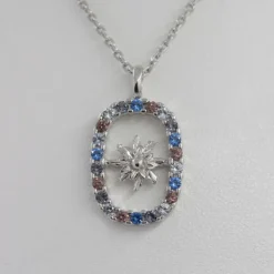 Colgante Muka Plata y Circonitas Multicolor*Eguzkilore