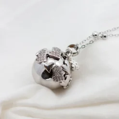 Llamador de Ángeles Corazones con Cadena y Mariposa Personalizable*Eguzkilore New