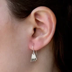 Pendientes Largos Mano Irulegi Plata*Eguzkilore